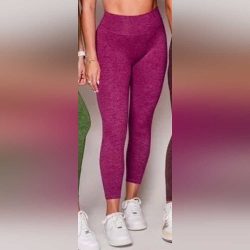 P'tula Women's Purple Leggings